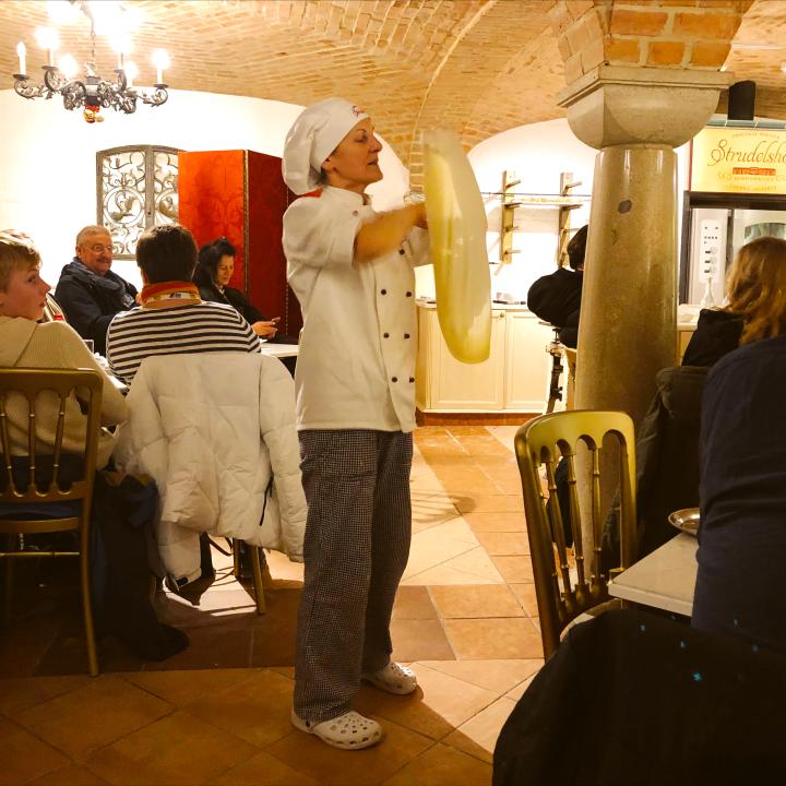 Strudel Show Vienna