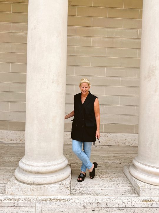 Carrie at the Legion of Honor Museum