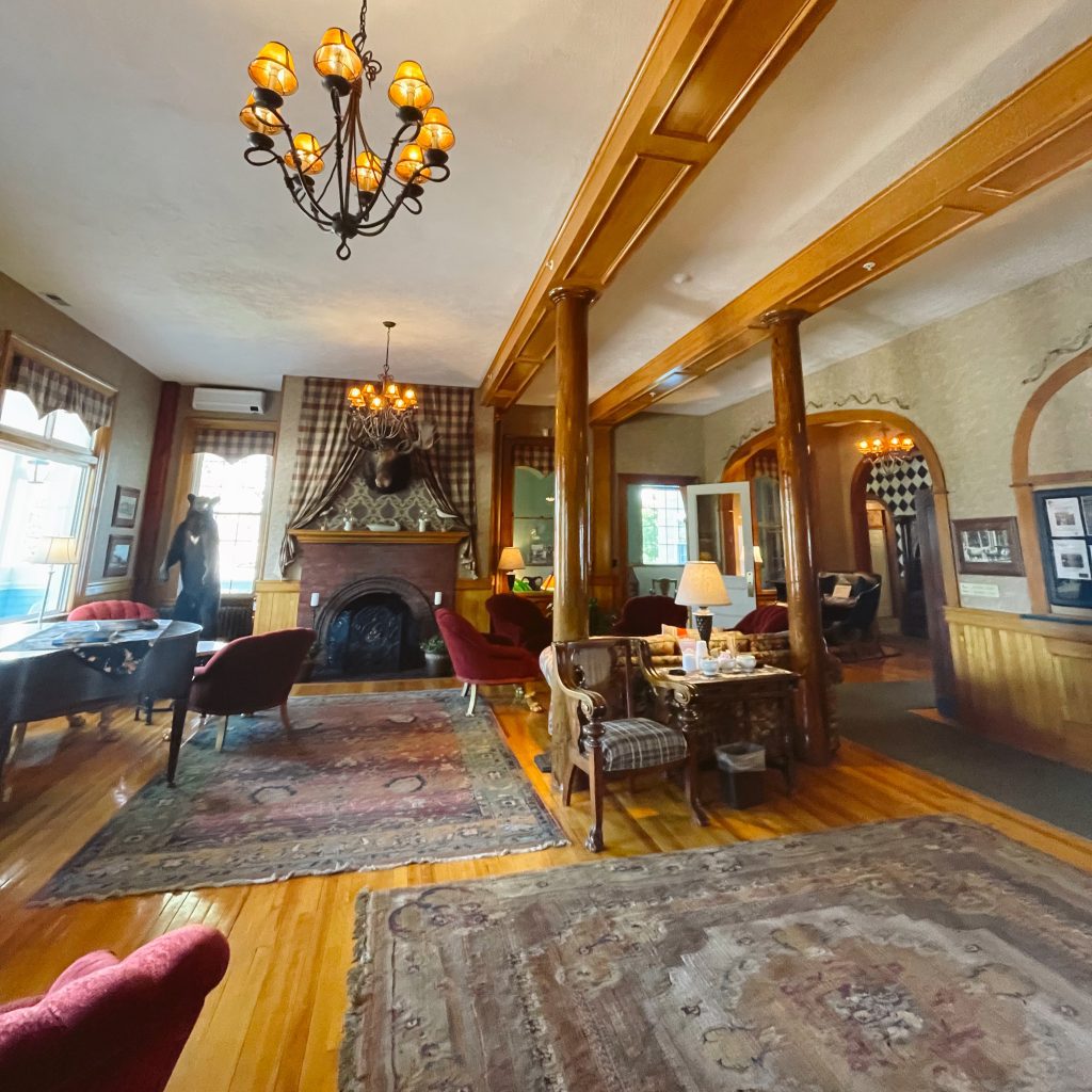 Lodge in Rangeley Maine