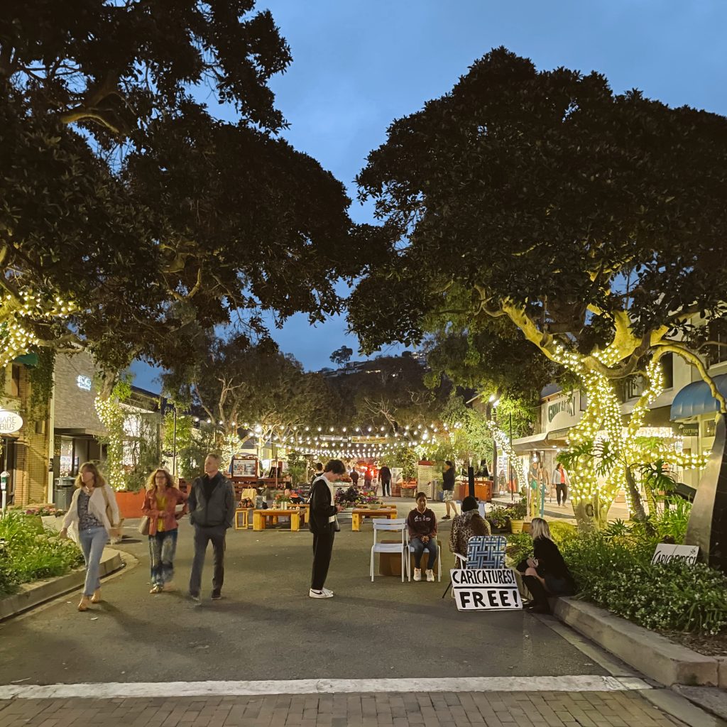 Laguna Beach downtown at night