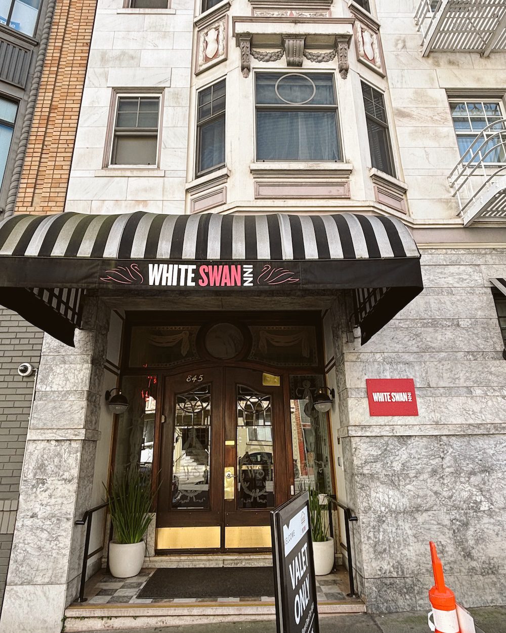 The White Swan is one of the safest hotels in San Francisco