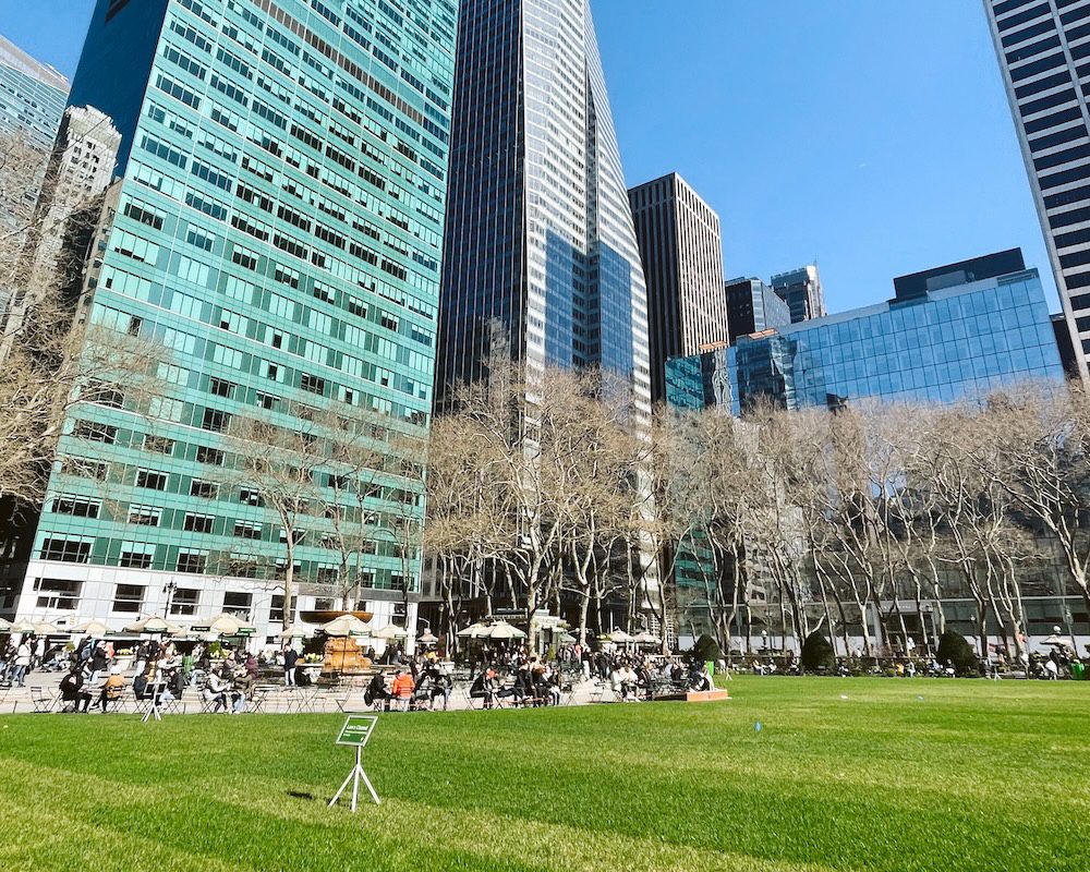 A sunny day in Bryant Park, a free place to go in NYC