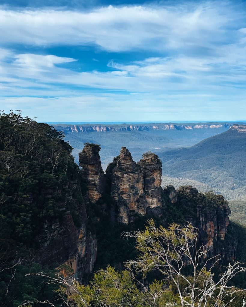The Three Sisters rock formation you'll see on a dat trip to the Blue Mountains